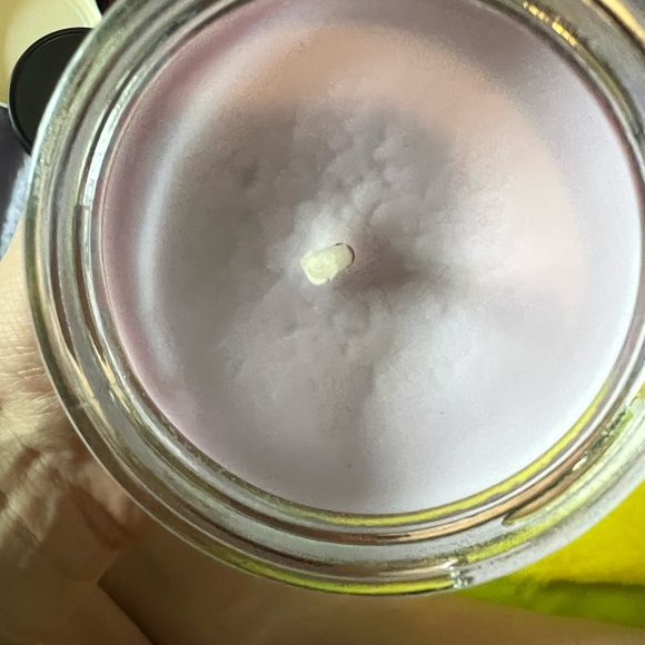 Bath & Body Works Vibrant Candle Collection - Picture 6 of 6